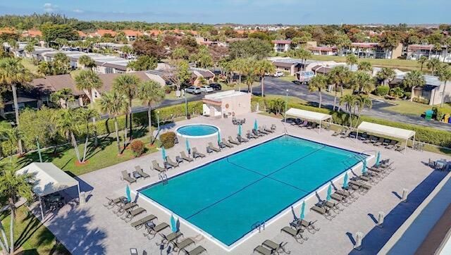 150 Lake Nancy Lane, Unit 419, West Palm Beach, FL 33411 Photo