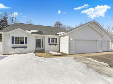 810 Popplewood Court, Waite Park, MN 56387