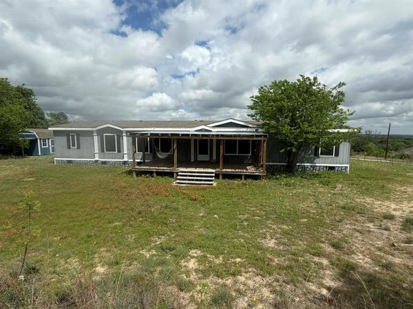 1085 Highland Circle, Springtown, TX 76082