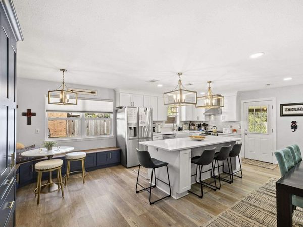 9542 Hummingbird Blvd, Pensacola, FL 32514