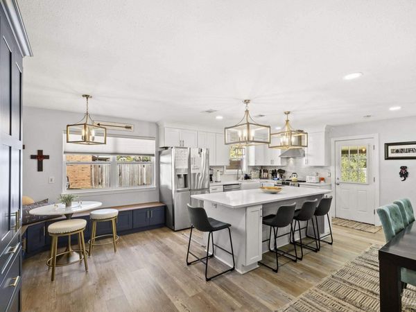 9542 Hummingbird Blvd, Pensacola, FL 32514