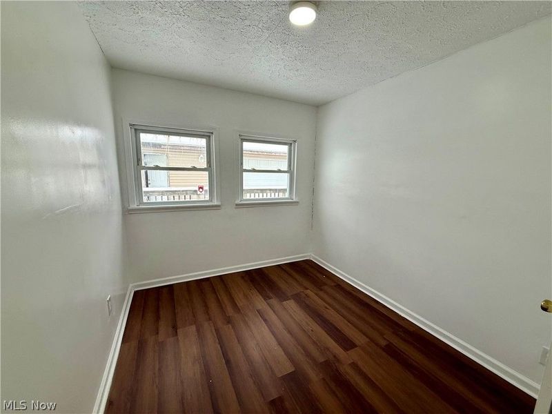 883 Kickapoo Avenue, Akron, OH 44305 Photo 11