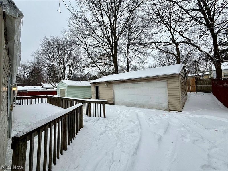 883 Kickapoo Avenue, Akron, OH 44305 Photo 14