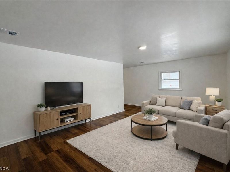 883 Kickapoo Avenue, Akron, OH 44305 Photo 3