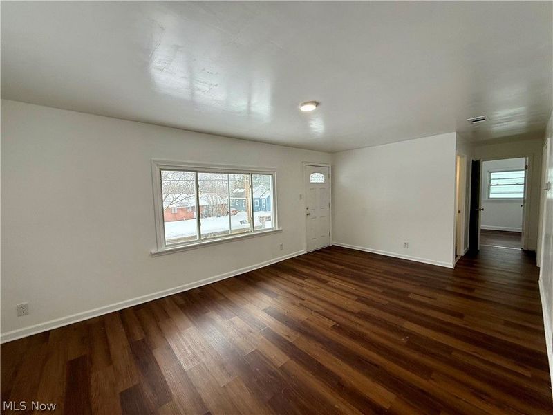 883 Kickapoo Avenue, Akron, OH 44305 Photo 5