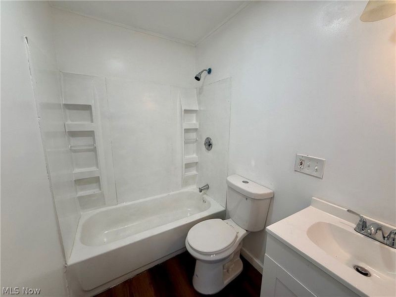 883 Kickapoo Avenue, Akron, OH 44305 Photo 7