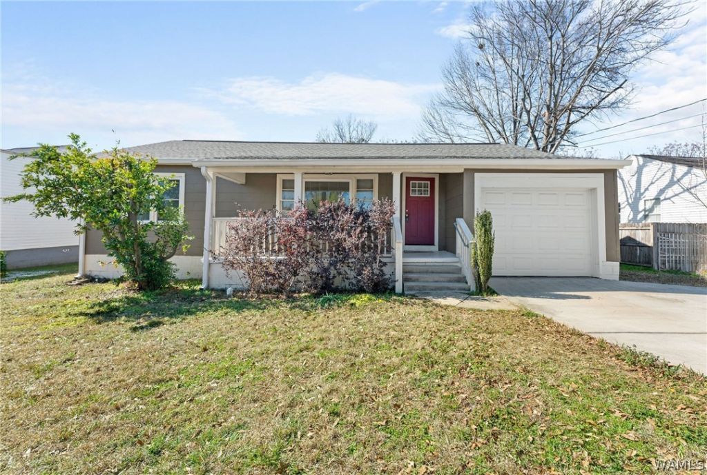 2216 Forest Lake Drive, Tuscaloosa, AL 35401 Main Photo