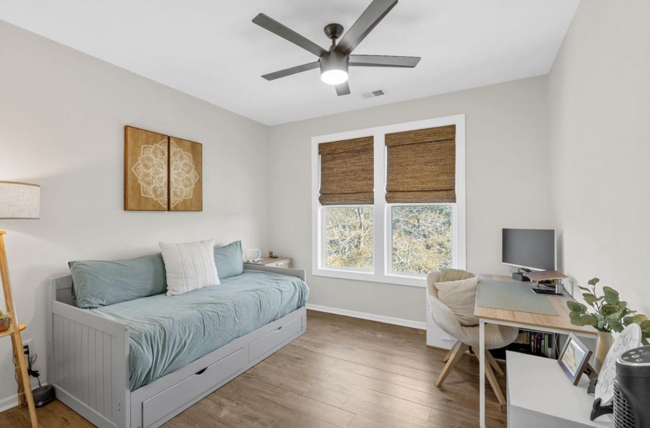 130 River Landing Drive Photo 13