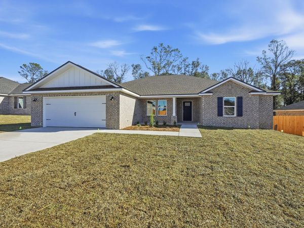 1576 Texas Parkway, Crestview, FL 32536