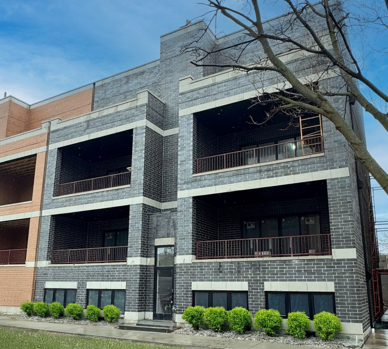4353 N Richmond Avenue, Unit 1N, Chicago, IL 60618 Main Photo