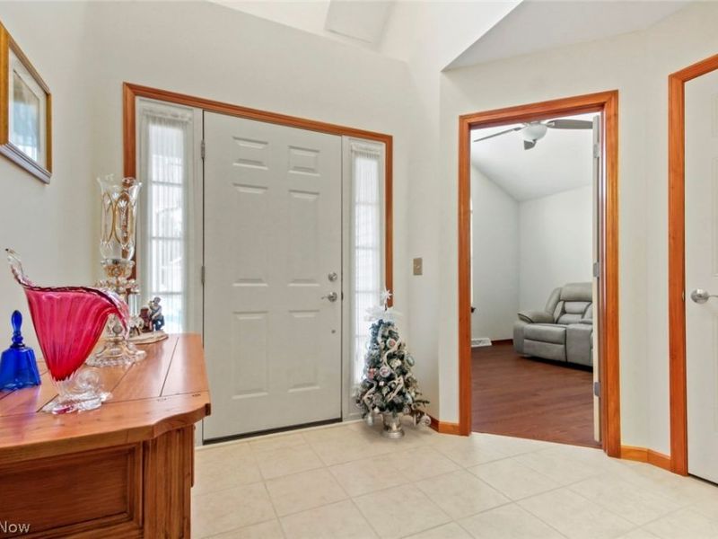 1186 Orchard Bend Drive, Salem, OH 44460 Photo 2