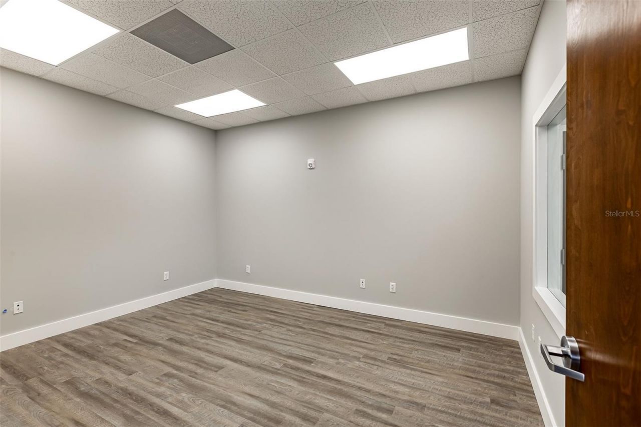 1500 E Venice Avenue, Unit 4F, Venice, FL 34292 Photo