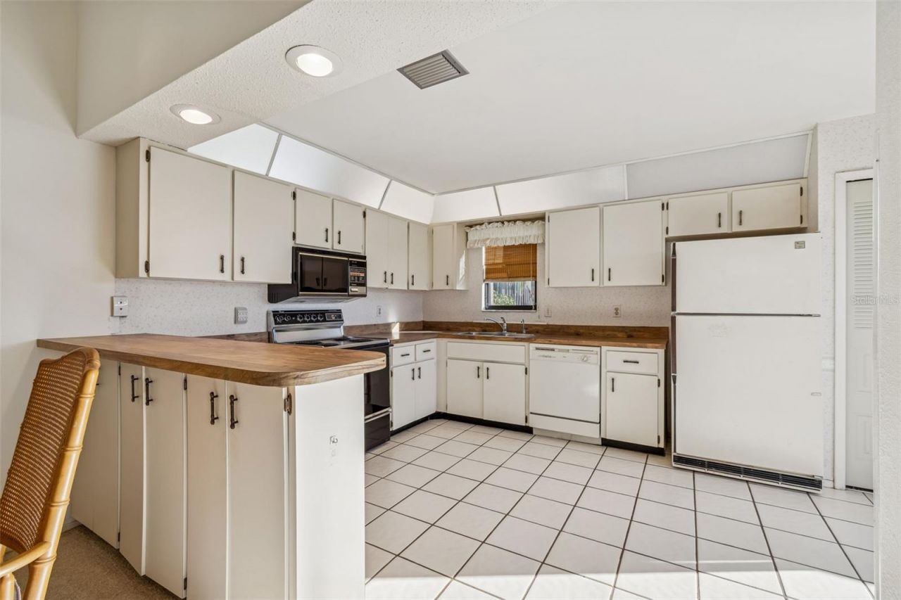 5400 34th Street W, Unit D16, Bradenton, FL 34210 Photo