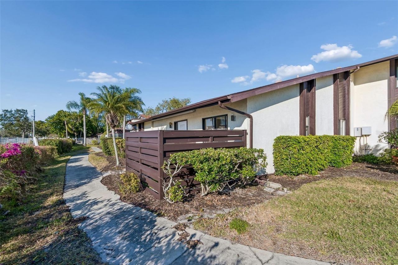 5400 34th Street W, Unit D16, Bradenton, FL 34210 Photo