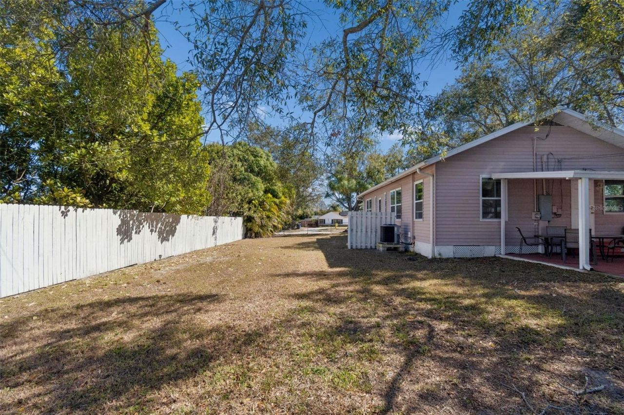 5020 16th Street N, Saint Petersburg, FL 33703 Photo