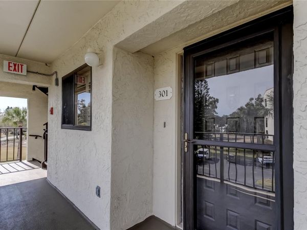 9450 HARBOR GREENS WAY, Unit 301, SEMINOLE, FL 33776