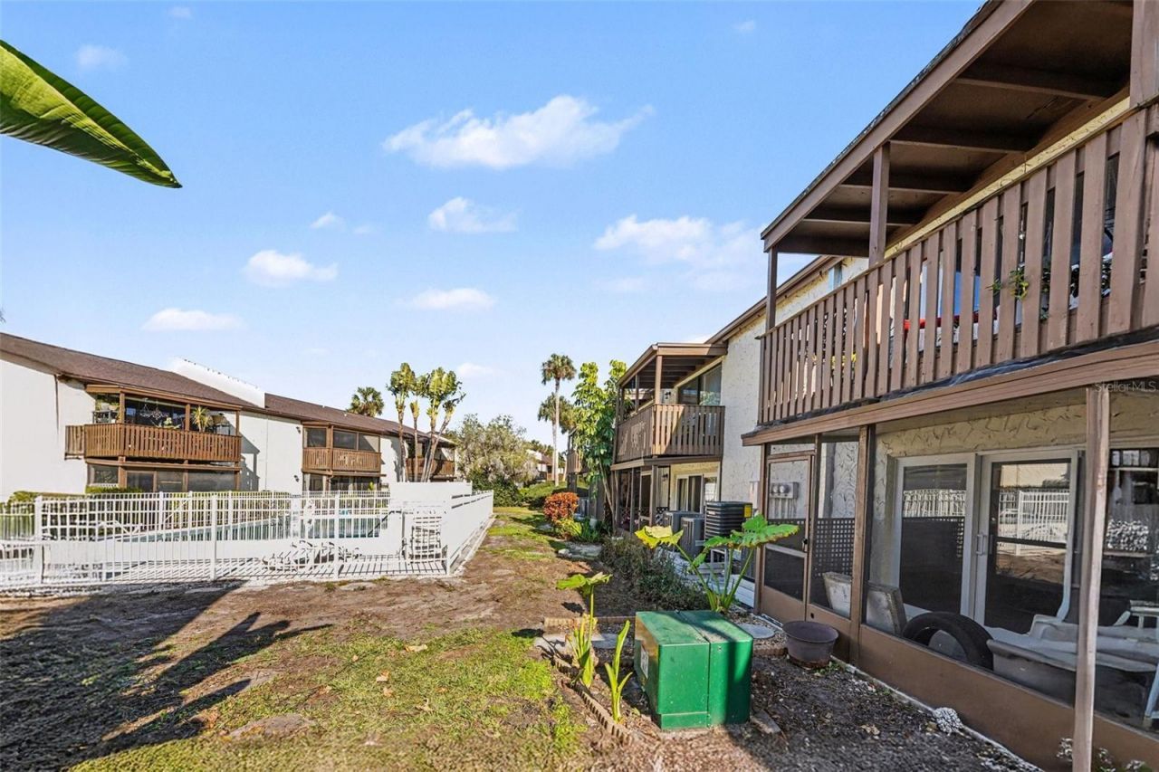 731 115th Avenue N, Unit 1705, Saint Petersburg, FL 33716 Photo