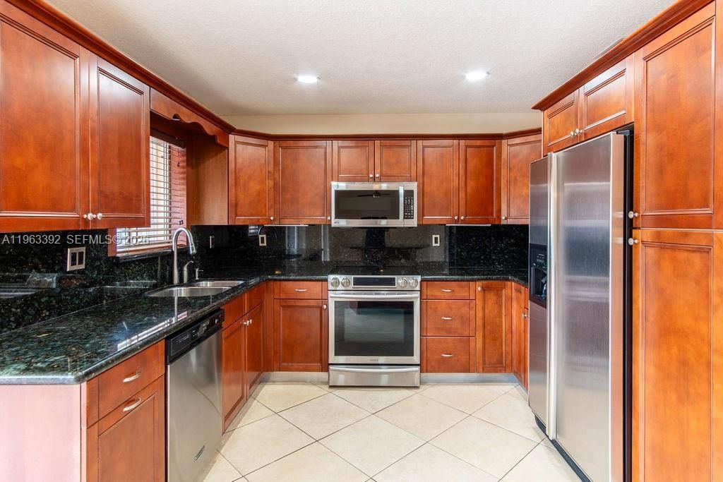 20254 SW 131st Ct, Miami, FL 33177 Photo