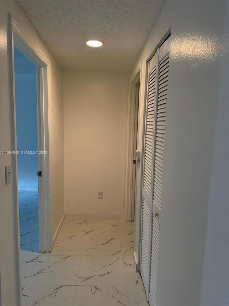 10354 S Fox Trail Rd S , Unit 1506, Royal Palm Beach, FL 33411 Photo