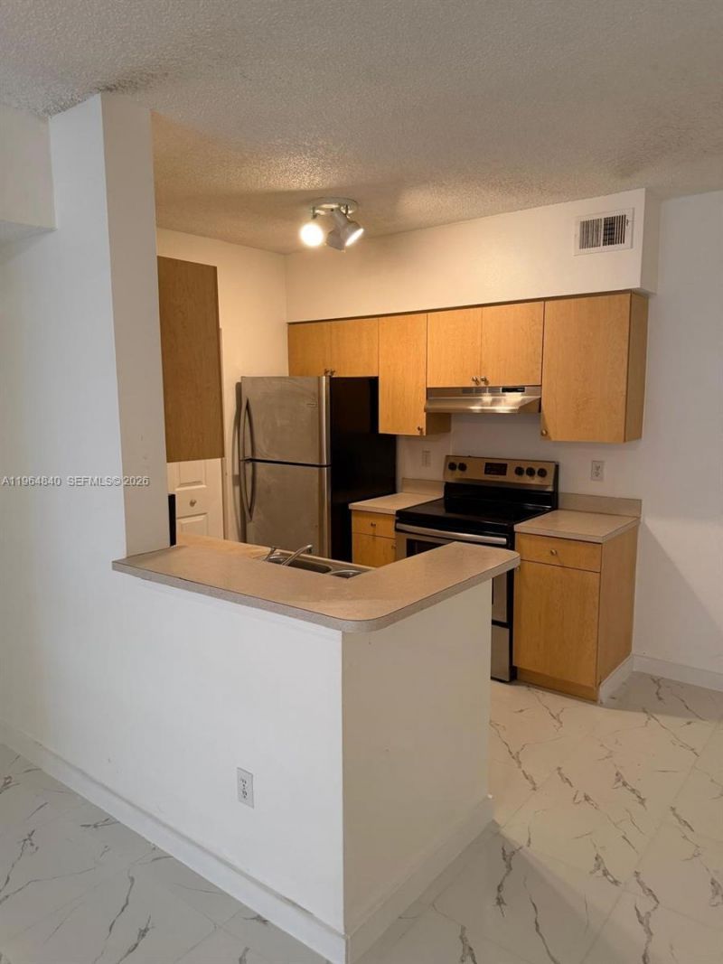 10354 S Fox Trail Rd S , Unit 1506, Royal Palm Beach, FL 33411 Photo