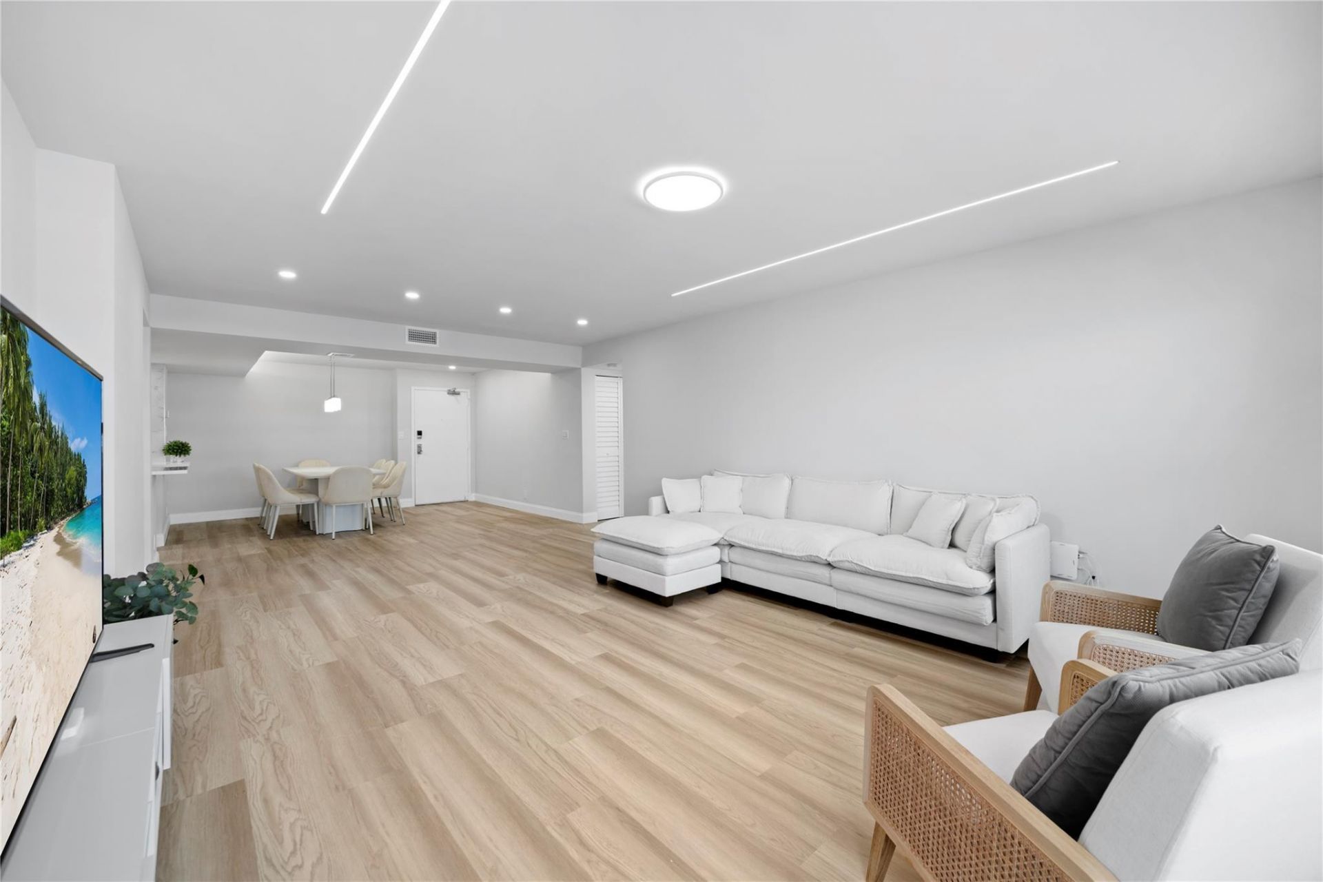 3500 Galt Ocean Drive, Unit 1516, Fort Lauderdale, FL 33308 Photo