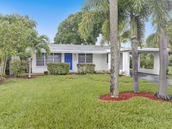 916 NE 18th St, Fort Lauderdale, FL 33305