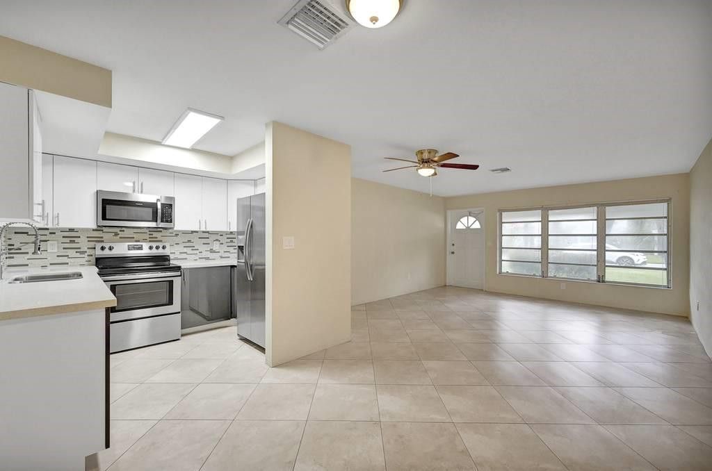 916 NE 18th Street, Fort Lauderdale, FL 33305 Photo