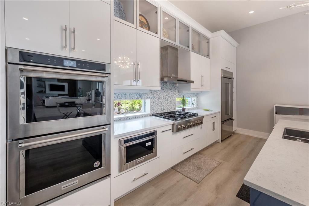 9240 The Ln, Naples, FL 34109 Photo