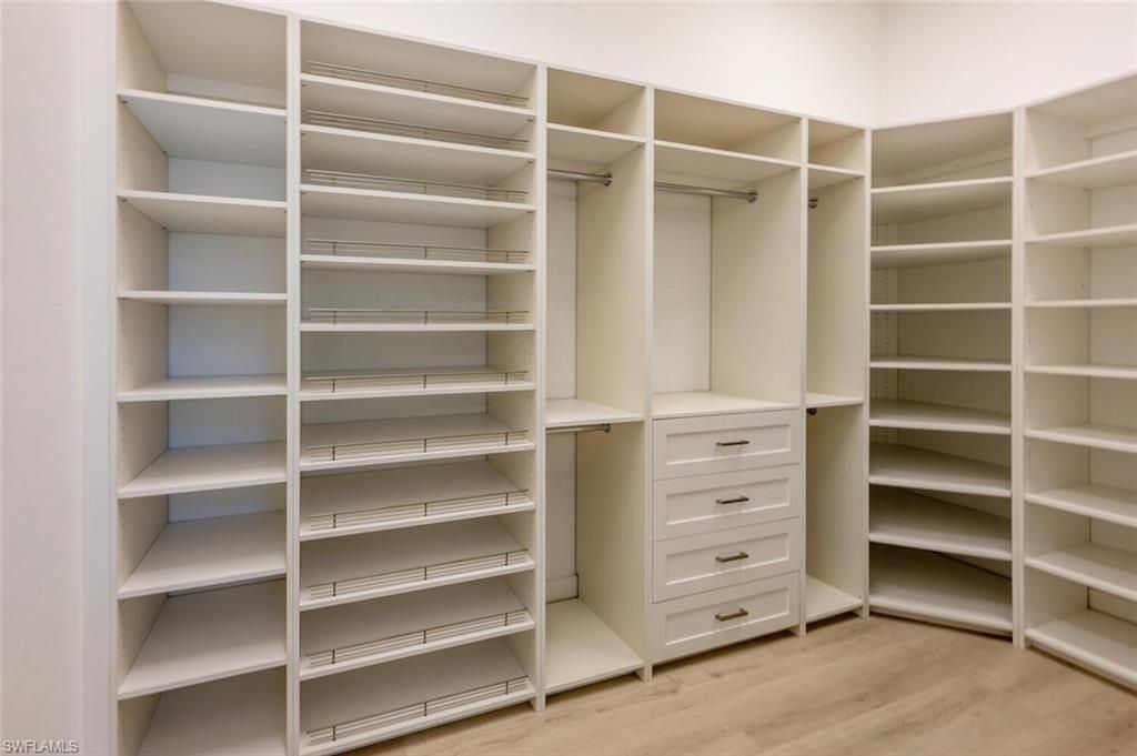 9240 The Ln, Naples, FL 34109 Photo