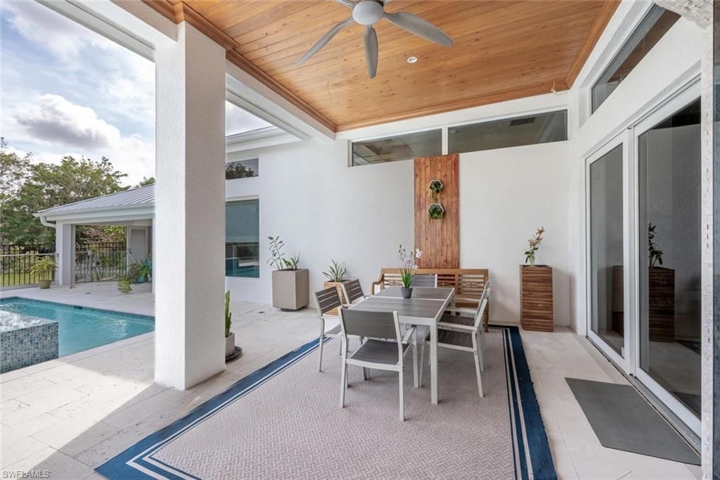 9240 The Ln, Naples, FL 34109 Photo