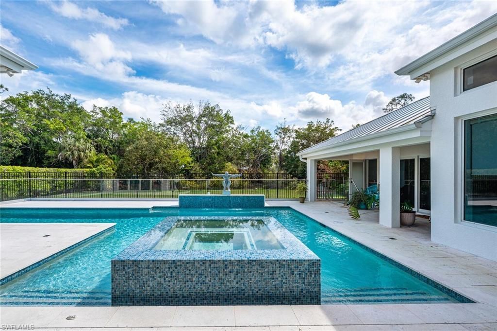 9240 The Ln, Naples, FL 34109 Photo