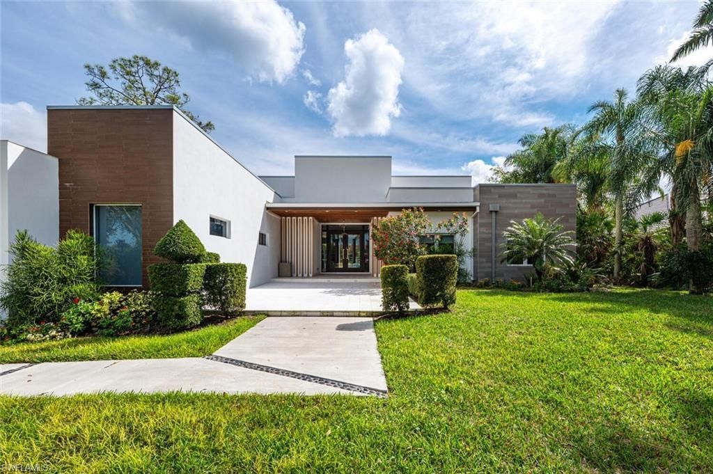 9240 The Ln, Naples, FL 34109 Photo