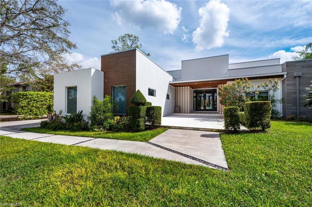 9240 The Ln, Naples, FL 34109 Photo