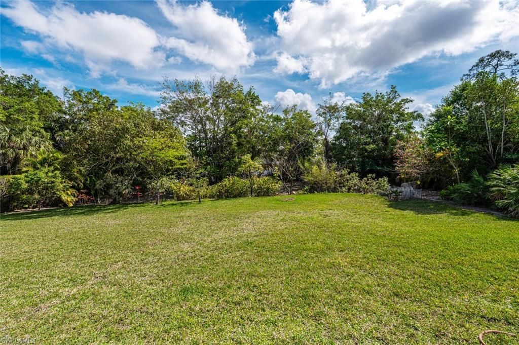 9240 The Ln, Naples, FL 34109 Photo
