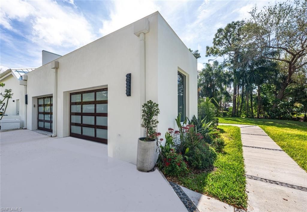 9240 The Ln, Naples, FL 34109 Photo
