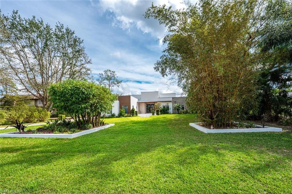 9240 The Ln, Naples, FL 34109 Photo