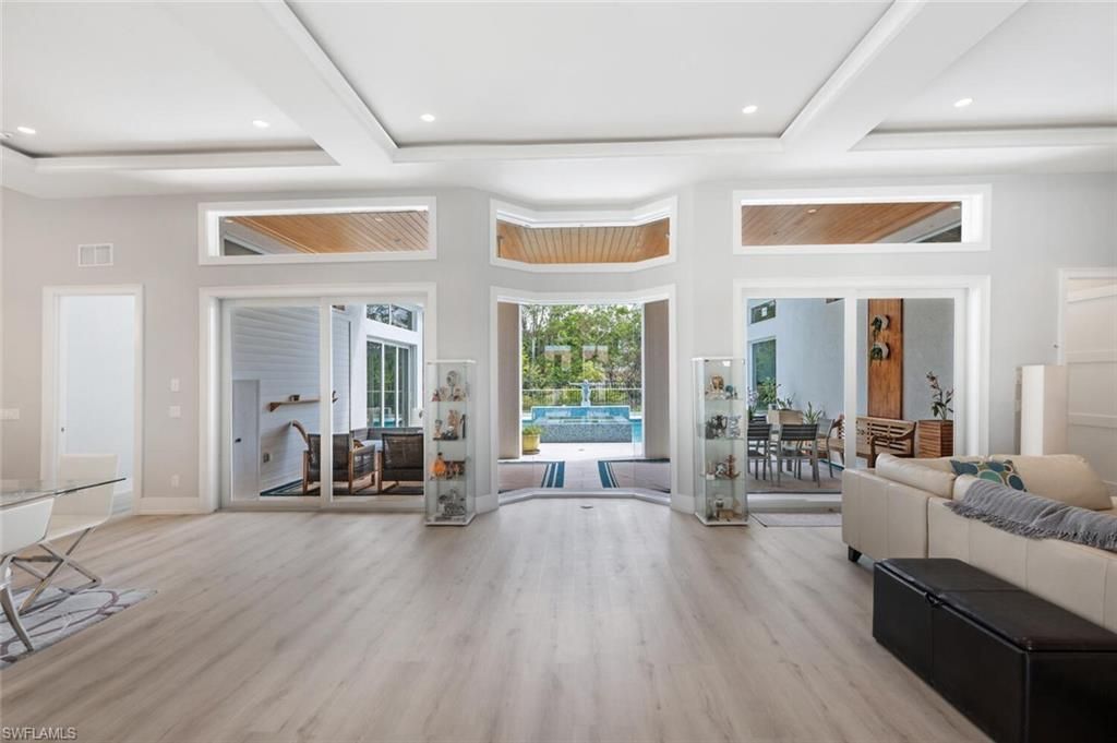 9240 The Ln, Naples, FL 34109 Photo