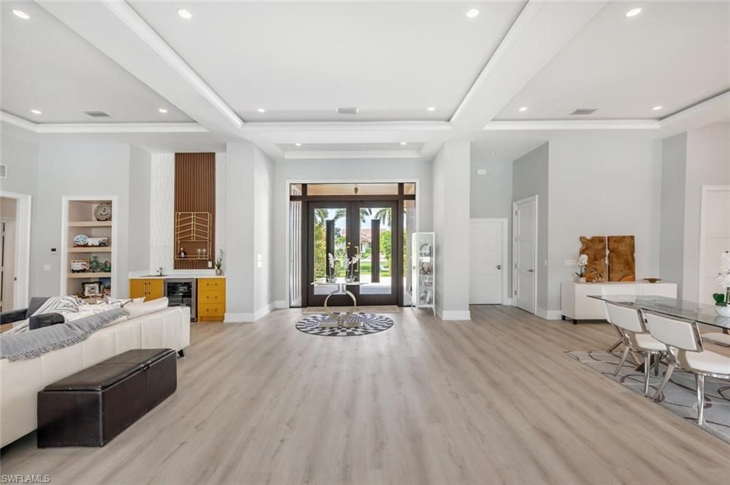 9240 The Ln, Naples, FL 34109 Photo