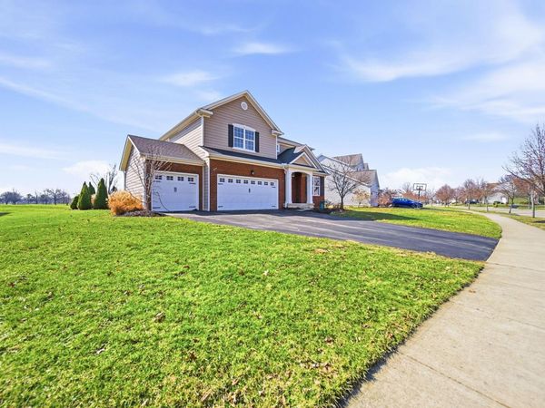 1044 Balmoral Drive, Delaware, OH 43015