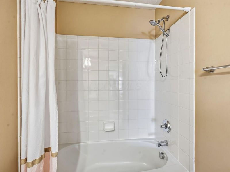 1044 Balmoral Drive, Delaware, OH 43015 Photo 41