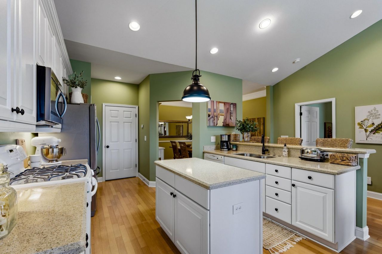 504 Poppi Point Ct.  Photo 10