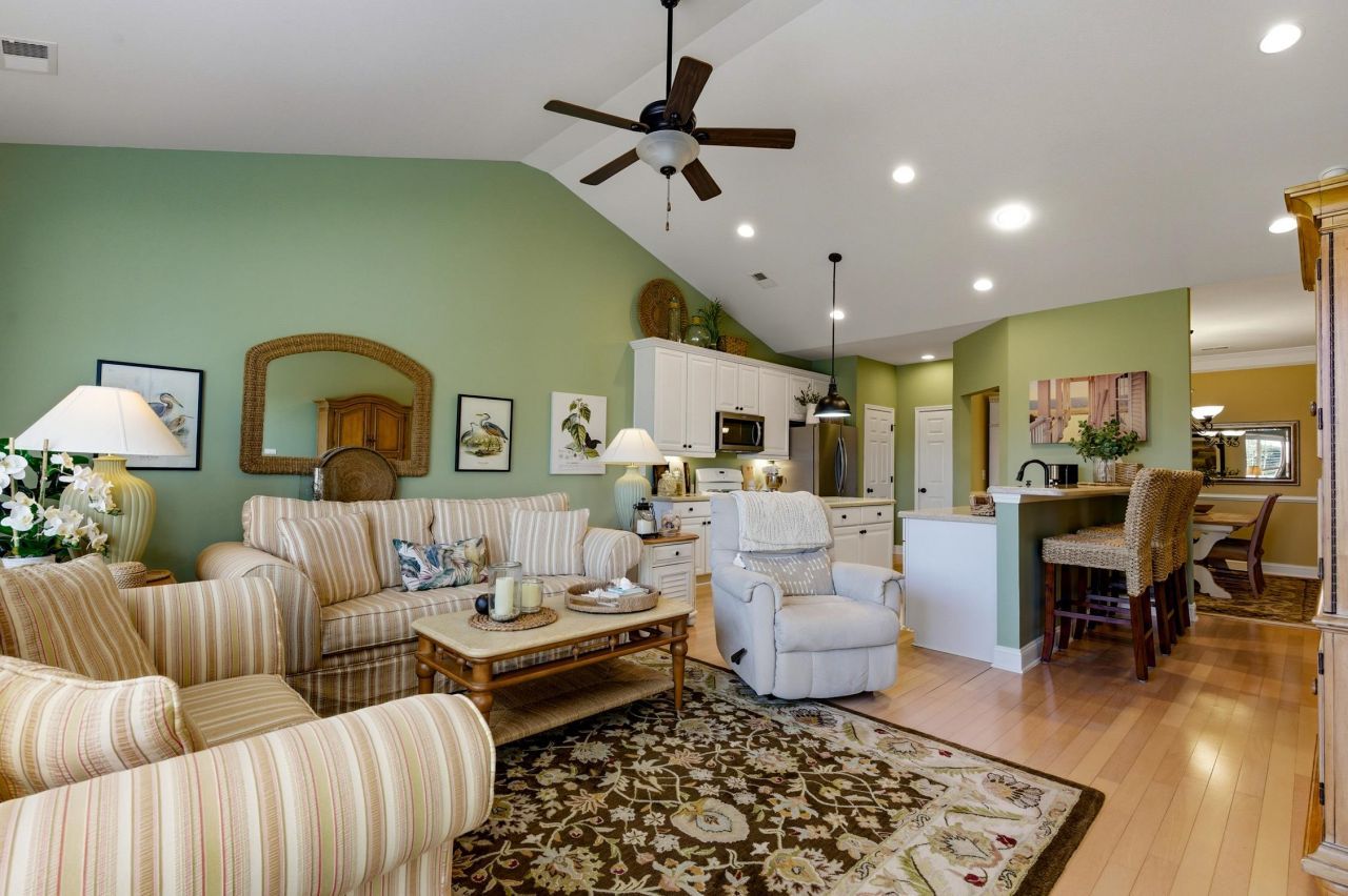 504 Poppi Point Ct.  Photo 7