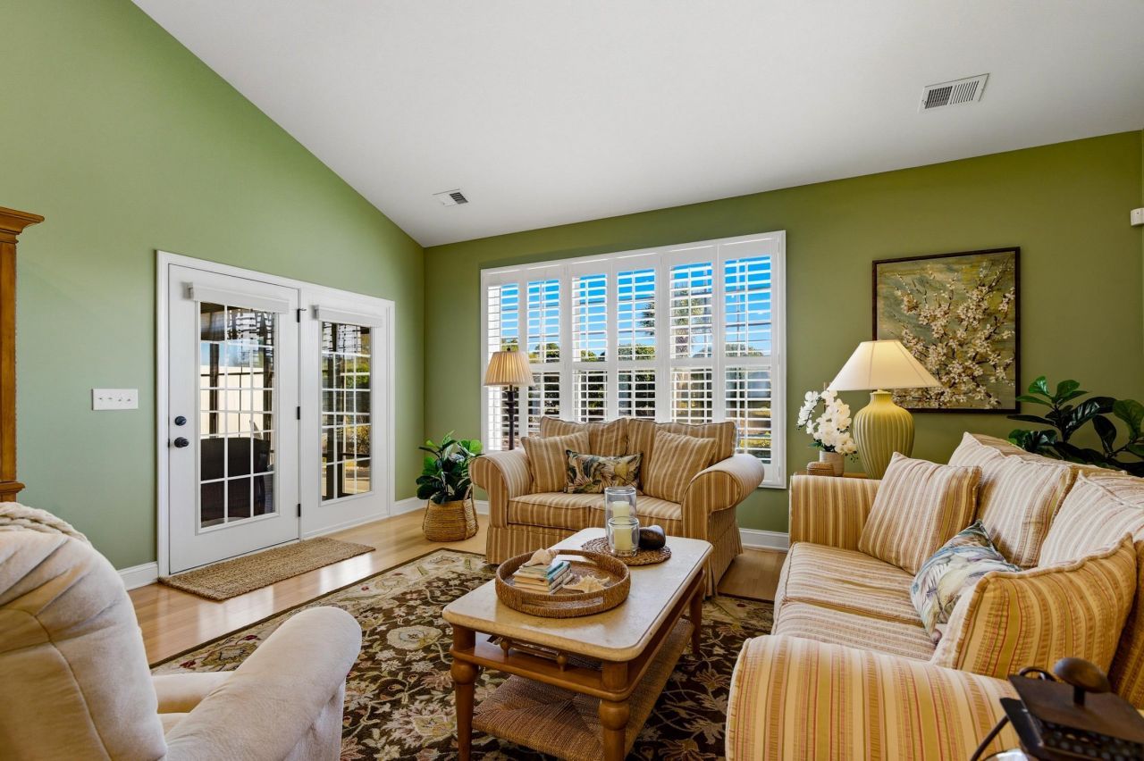 504 Poppi Point Ct.  Photo 8