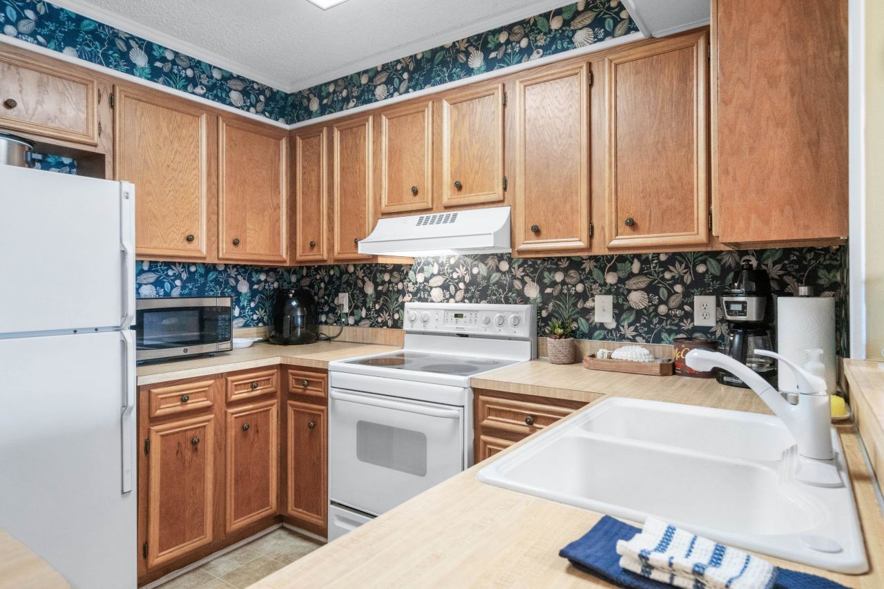 215 3rd Ave. N Photo 10