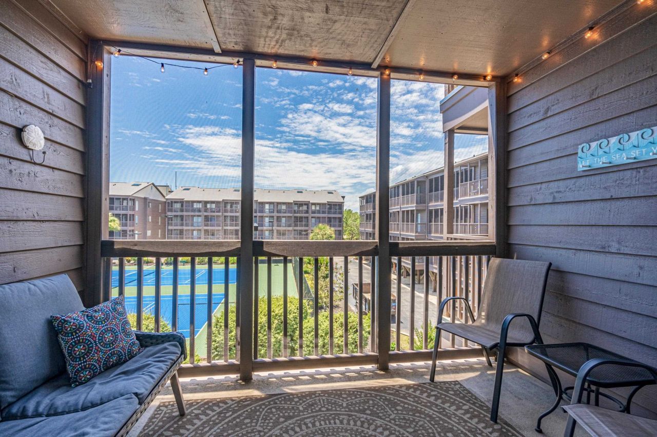 215 3rd Ave. N Photo 11