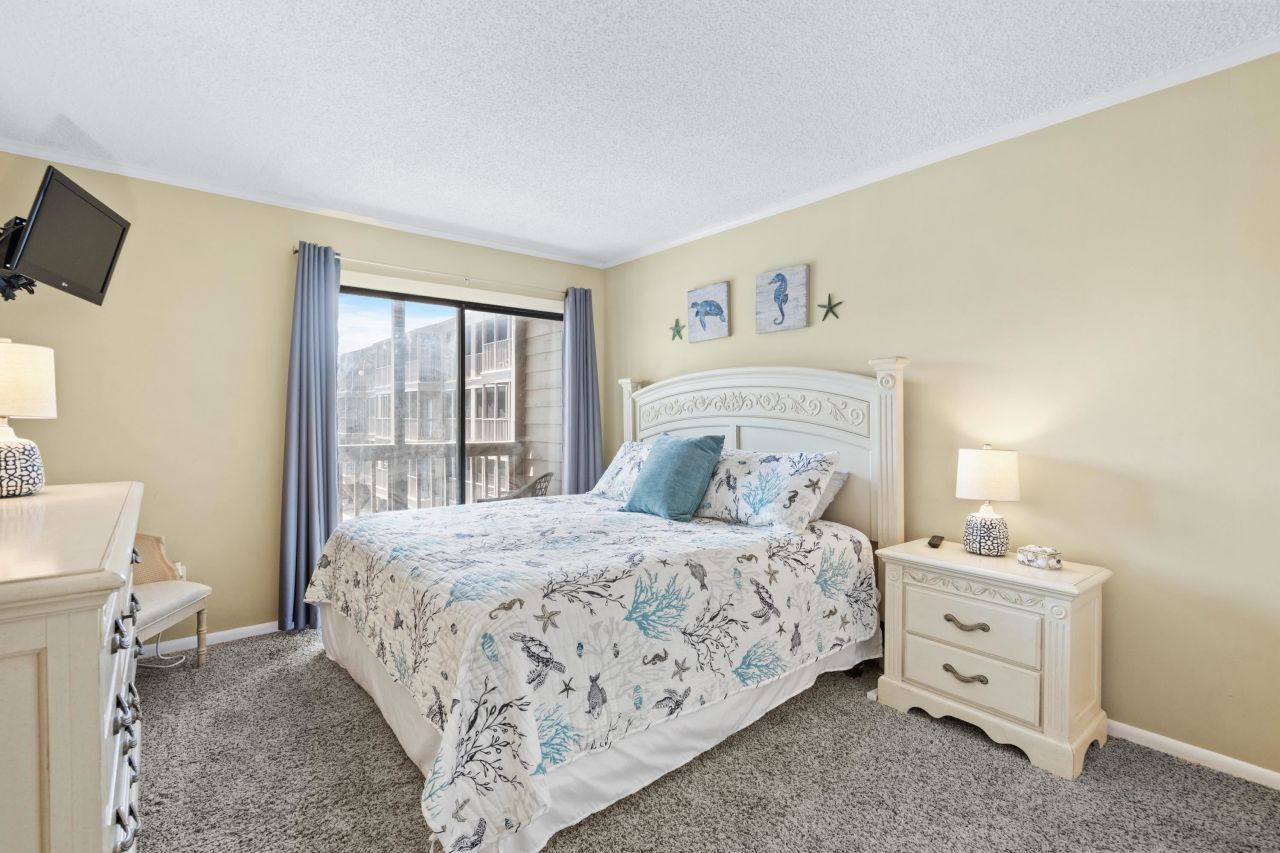 215 3rd Ave. N Photo 15