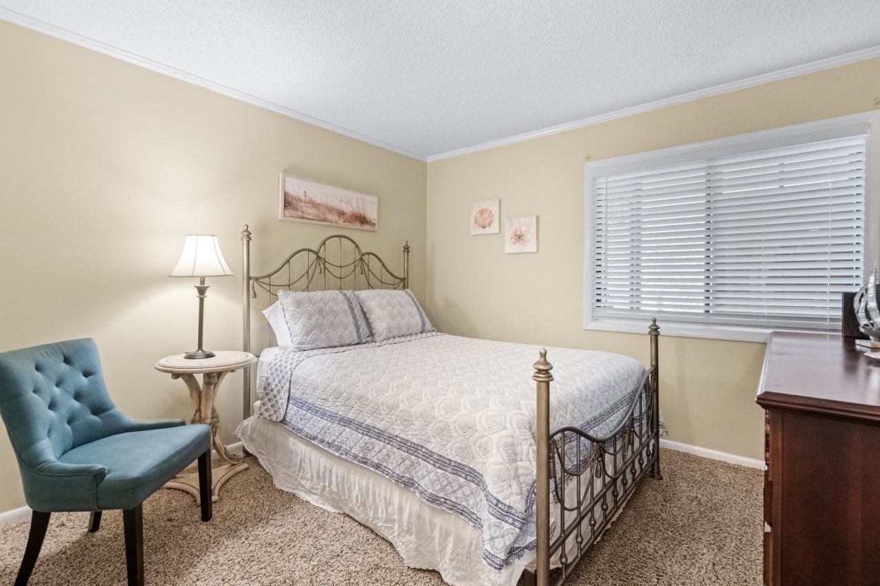 215 3rd Ave. N Photo 19