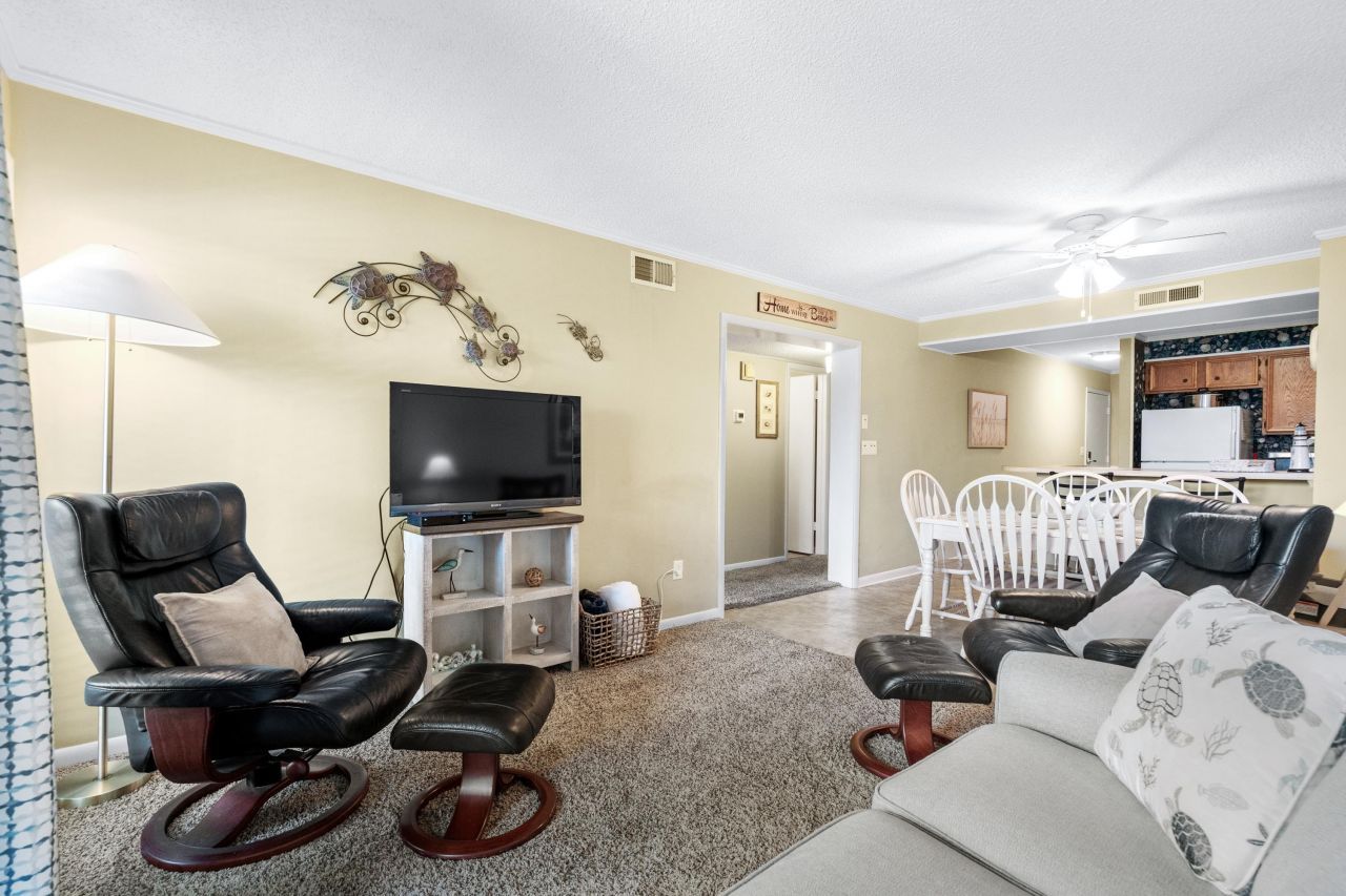 215 3rd Ave. N Photo 7