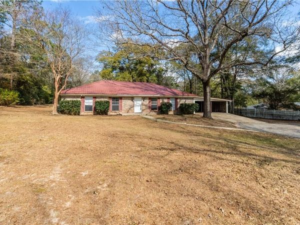 3140 Salco Road W, Chunchula, AL 36521