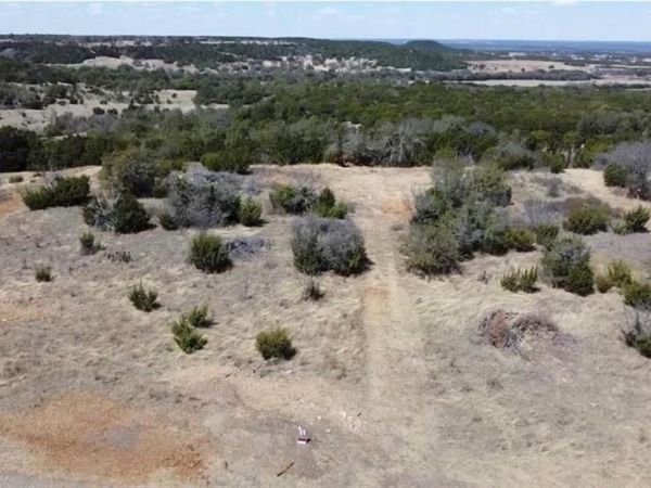 1284 Hidden Mountain dr, Glen Rose, TX 76690